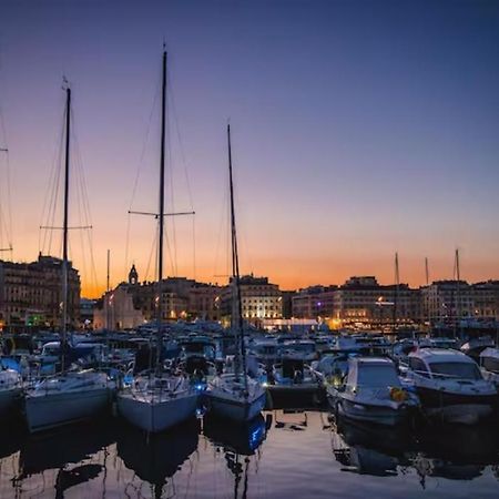 شقة Escapade Marseillaise Pres Des Terrasses Du Port مارسيليا المظهر الخارجي الصورة