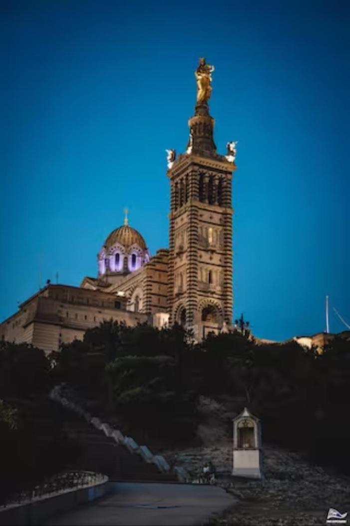 شقة Escapade Marseillaise Pres Des Terrasses Du Port مارسيليا المظهر الخارجي الصورة